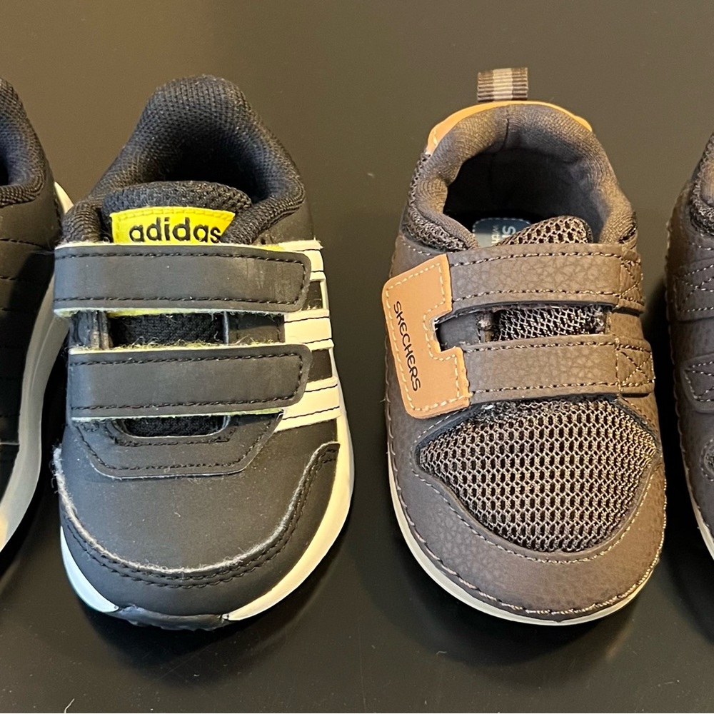 adidas Black and White Toddlers' Velcro Sneakers with Yellow Logo